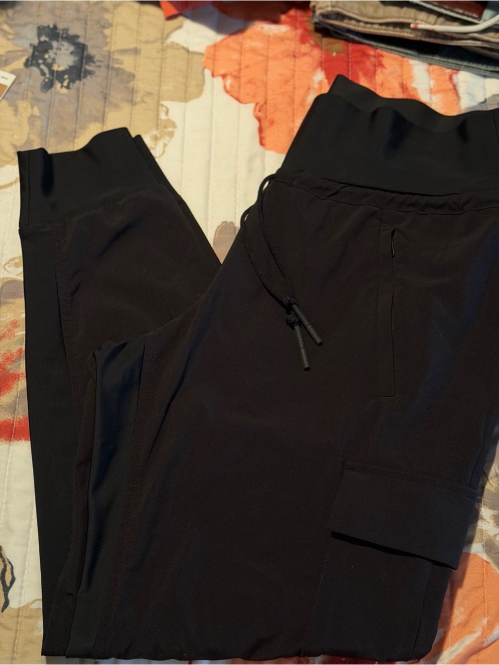 NWOT Athleta Cargo Joggers